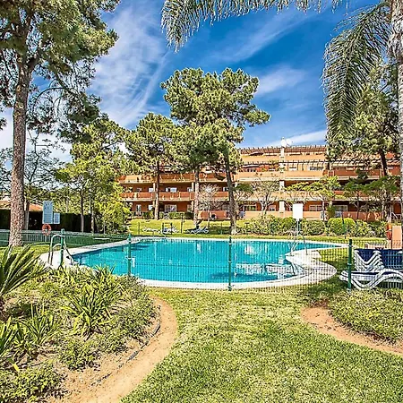 Апартаменты R34 Garden In Elviria